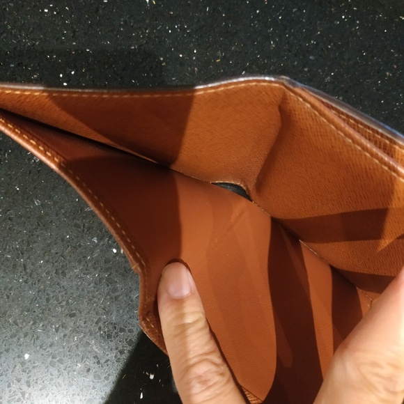 **SOLD*Louis Vuitton Elise Compact Wallet Monogram - Picture 4 of 8